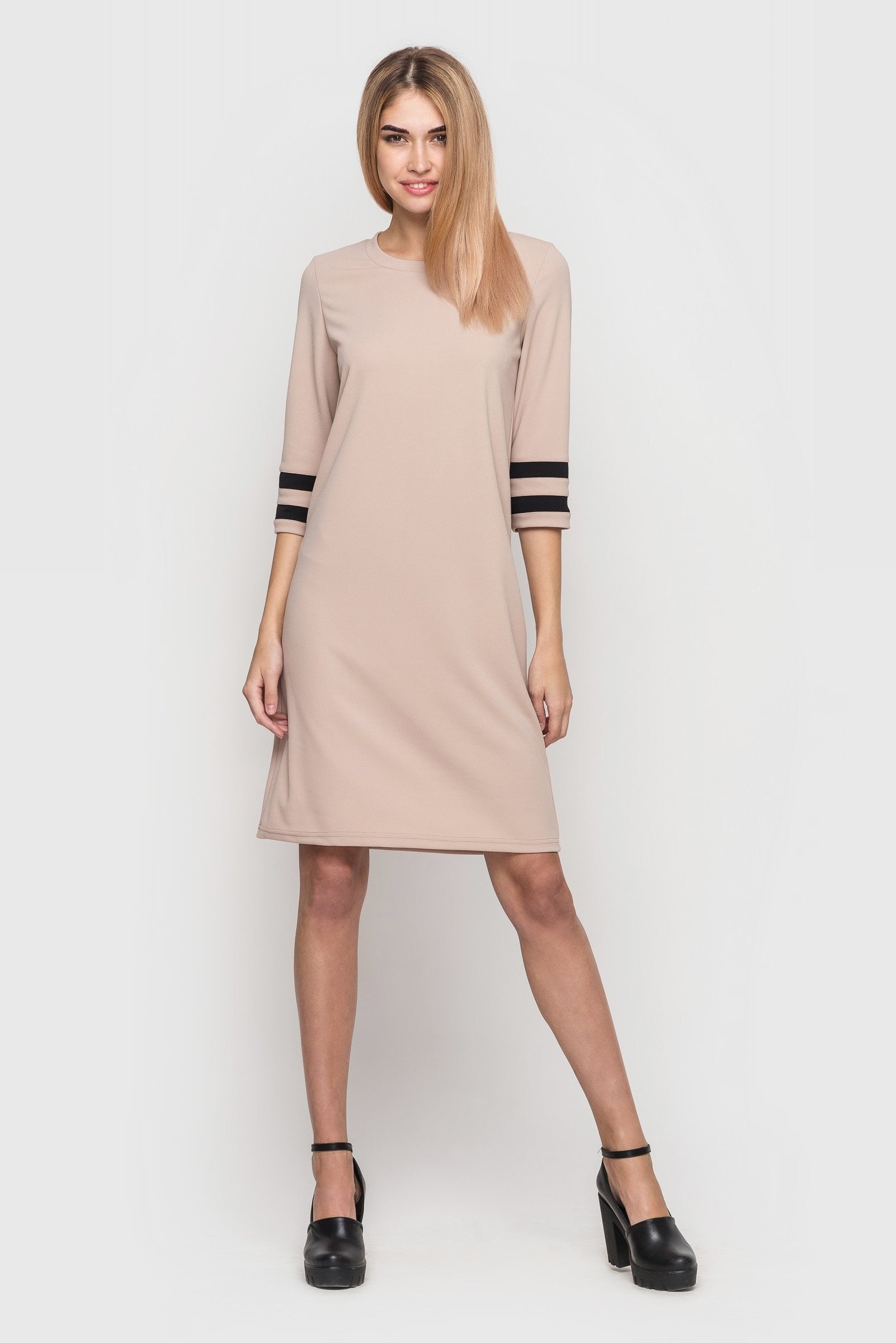 Платье в стиле casual